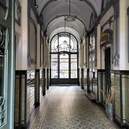 1904 *