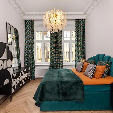 Apartment 1904 *
