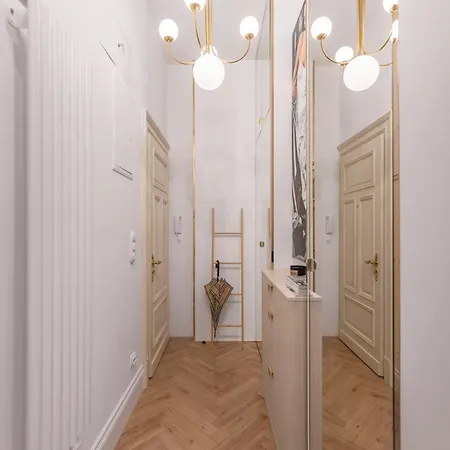 1904 Apartment *